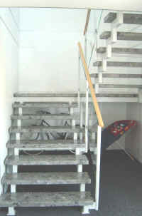 treppe1.jpg (40416 Byte)