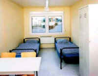 wohncontainer_in.jpg (17179 Byte)